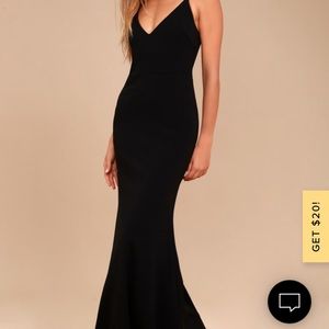 Lulu’s black infinity dress